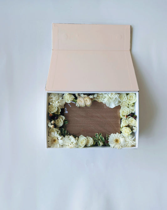 Remal Planner Gift Parcel x Flower Society